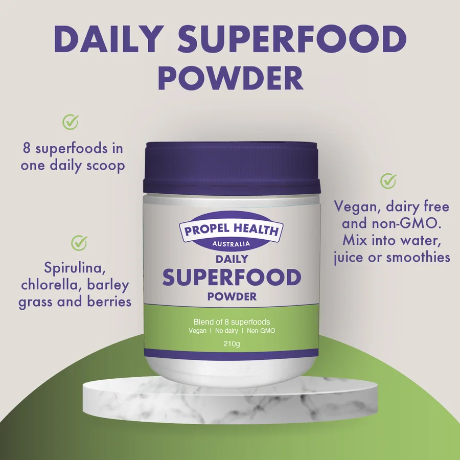Daily Superfood Powder with 8 superfoods: spirulina, chlorella, barley grass and berries